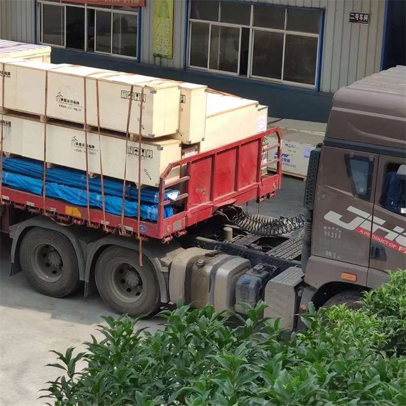 防城港至新疆阿勒泰福海县物流专线，一站式服务，让您的货物畅行无忧